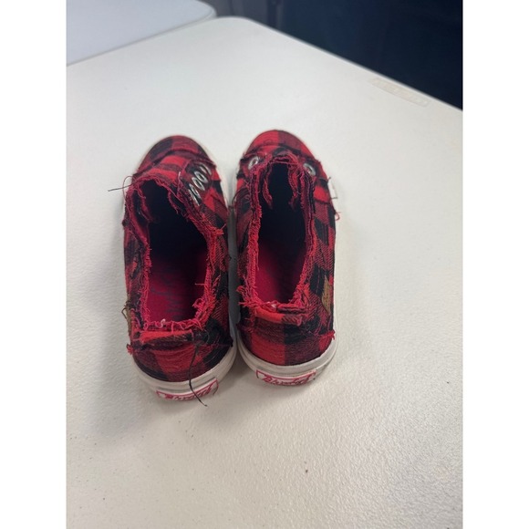 Blowfish Malibu Kids Red Black Plaid Slip‎ On Sneakers Size 13 - Picture 4 of 10